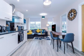 Modern Comfort - 1 Bedroom Apartment - Free Parking, Transit links, Close to Stadiums